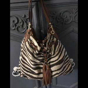 Super cute Michael Kors purse